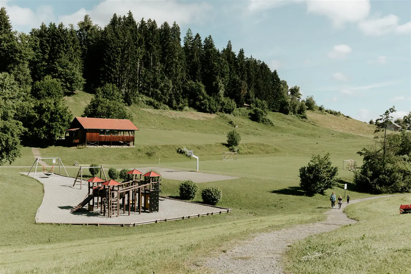 Spielen in der Natur rund um Scheidegg
